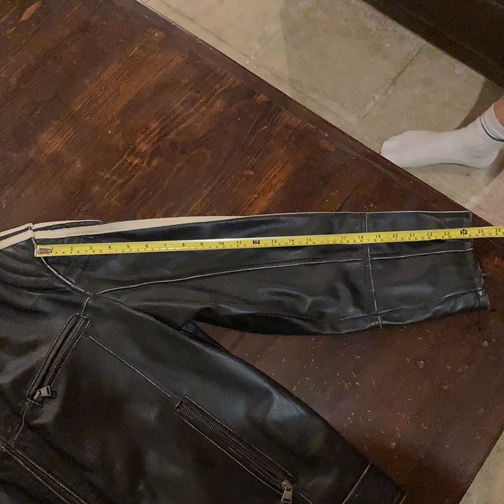 Leather motorcycle jacket - Picture 10 of 10